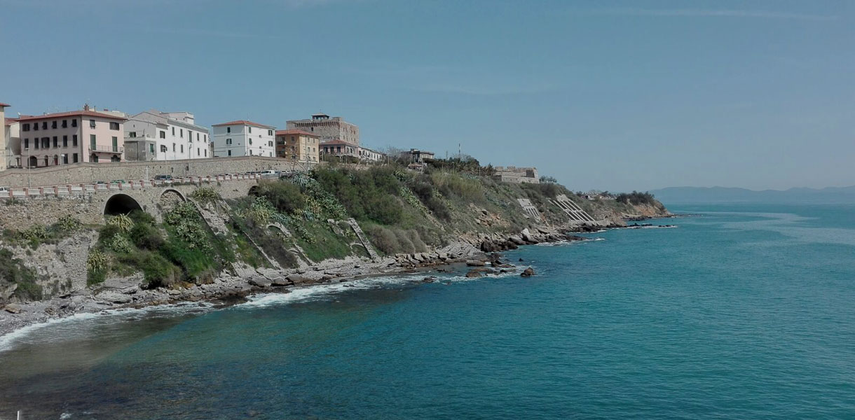 PIOMBINO · COSTA DEGLI ETRUSCHI · TOSCANA
